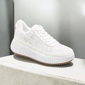 Universal Thread - Women's Persephone White Sneakers